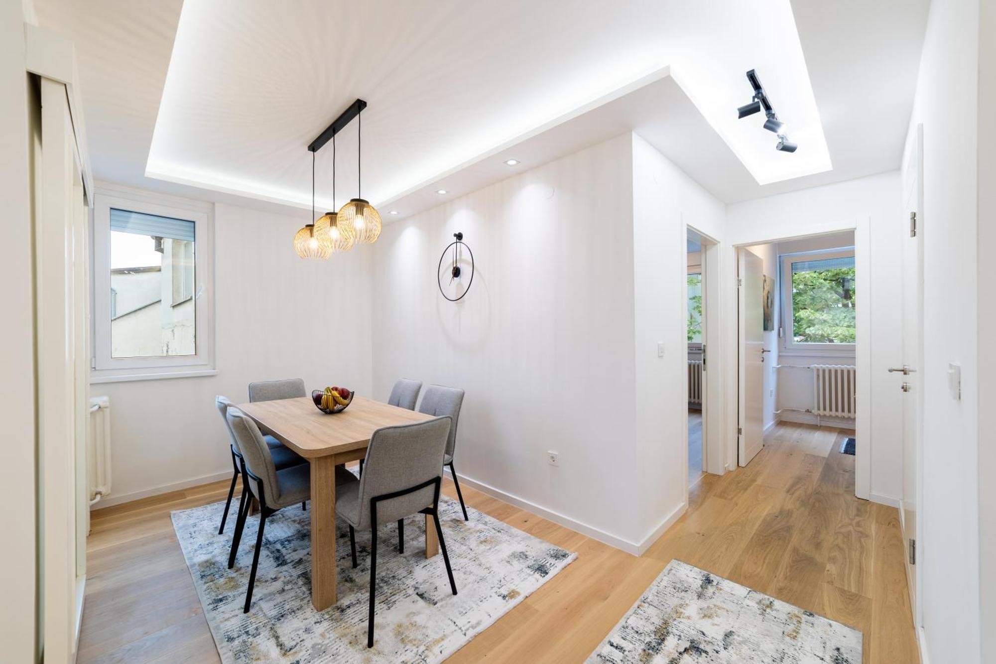 Old Town Heaven 3-Bedroom Apartment With Balcony Sarajevo Buitenkant foto